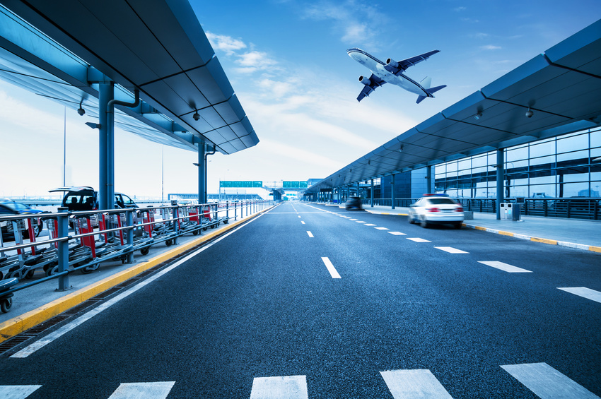 avion tarmac prenez votre envol à l'aéroport de Nantes Atlantique